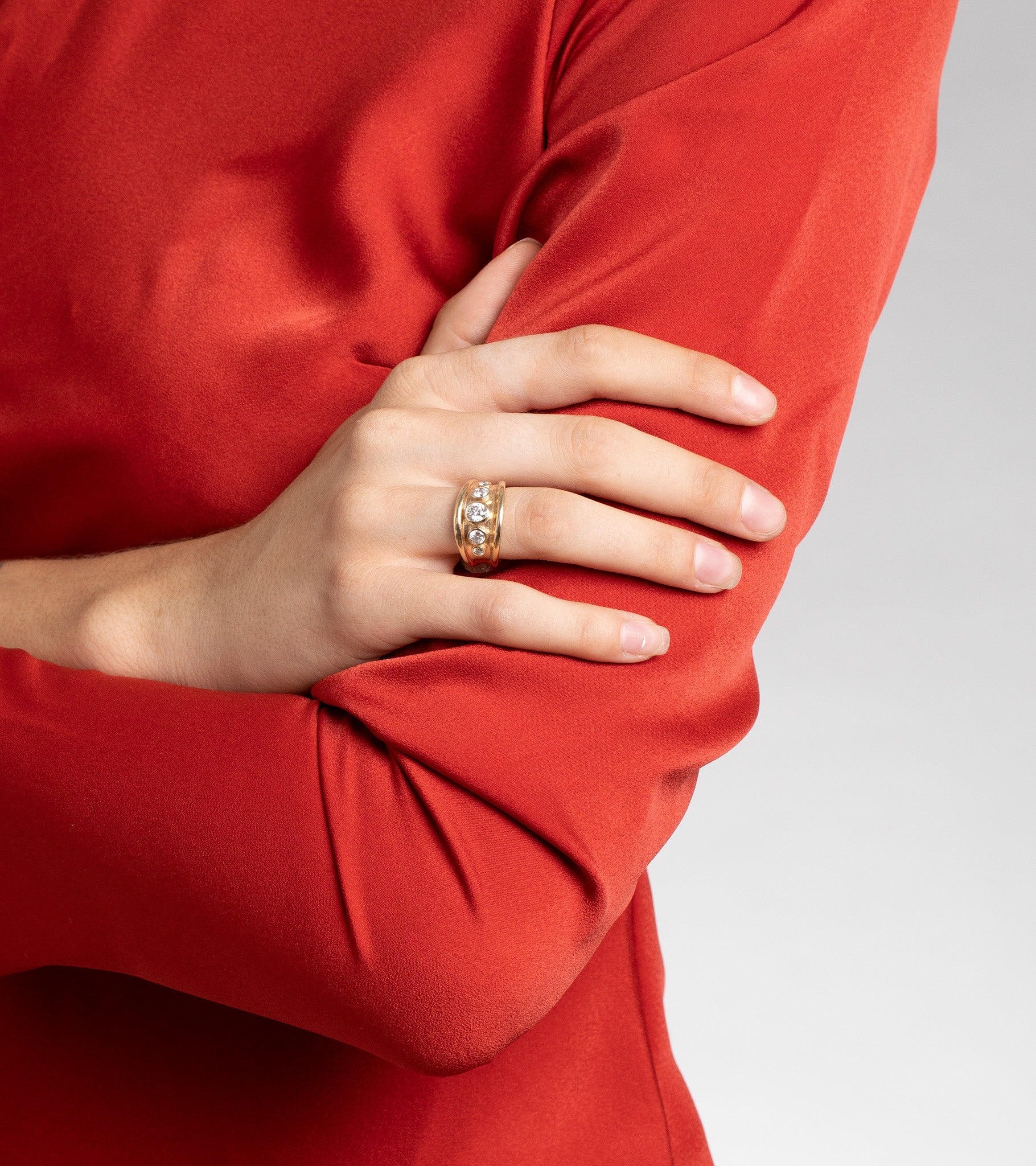 Zizila Etruscan Ring*