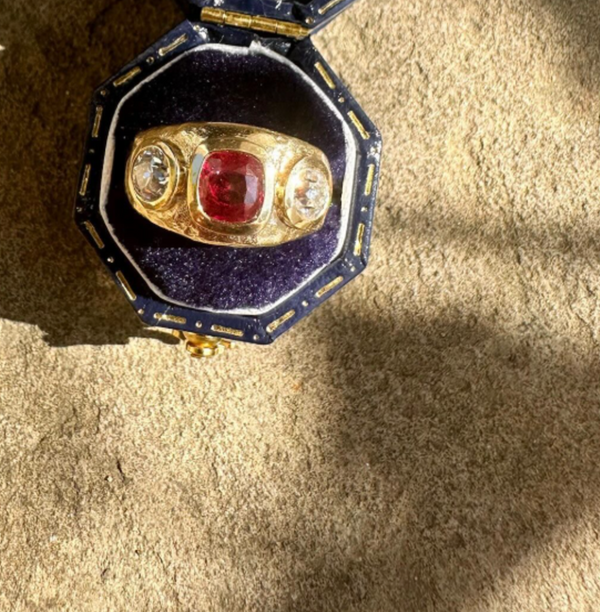 Guide to Trilogy Engagement Rings