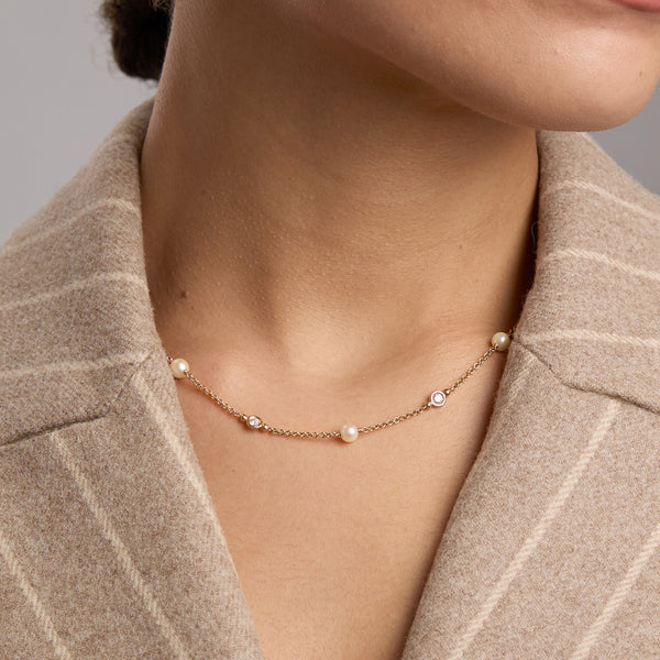 Yellow Gold Freyr Necklace with pearls for Women - Lylies
